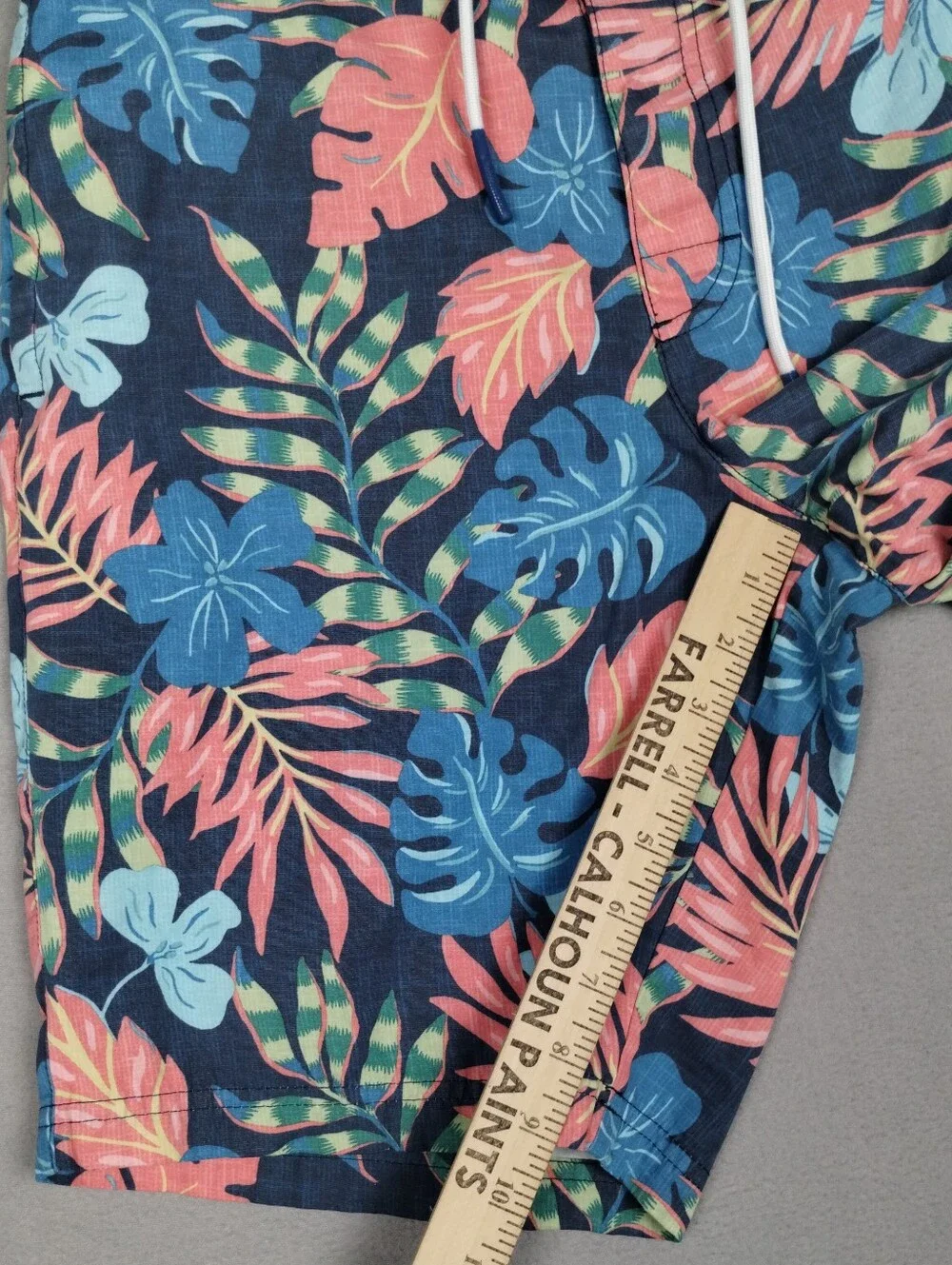 American Eagle Board Shorts Swim Trunks Size Small Hawaiian Floral Tropical